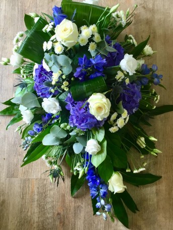 Blue & white Single ended spray